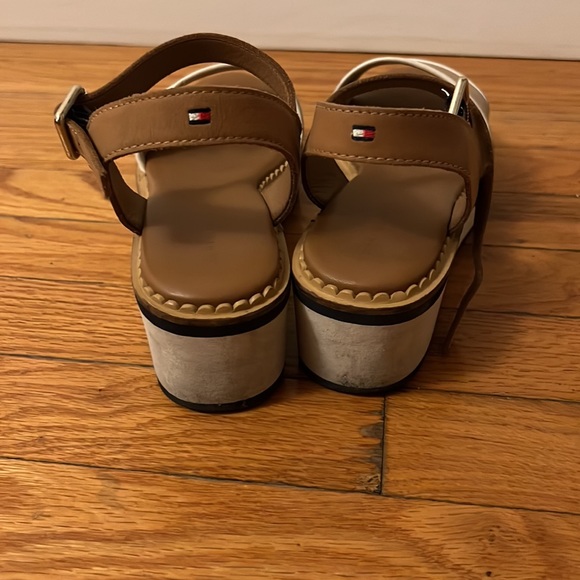 Tommy Hilfiger Katya Sandals - Picture 8 of 9